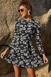 A-Linien-Kleid mit Blumenmuster und Puffärmeln